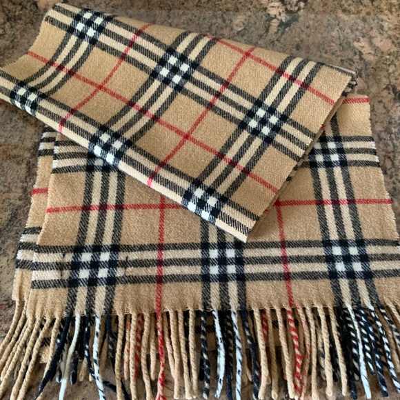 burberry lambswool scarf authentic